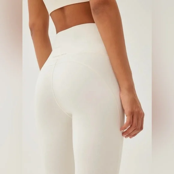 Brand new with tag Outdoor Voices Free Form 7/8 Legging - Picture 4 of 6